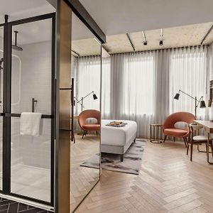 Premium King Room
